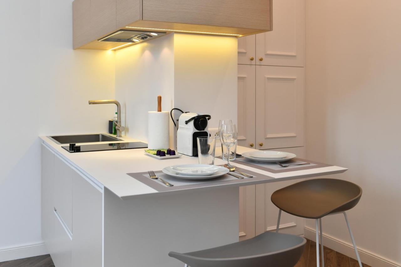 1 Bedroom Apartment Next To Monaco ボーソレイユ エクステリア 写真